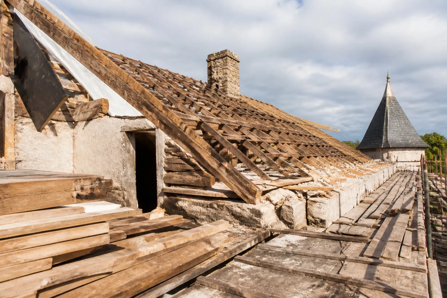Le coût réel d'une maison gratuite : budget et travaux